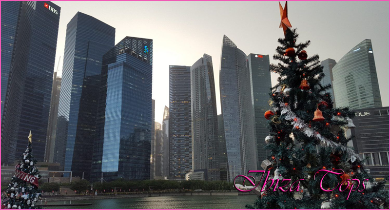 Singapur destino para una Navidad de Lujo IbizaTops Diciembre 2023 Portada