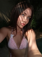 Escort Ibiza - NAOMI - Ibiza Tops