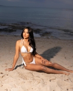 Escort Ibiza - VANESSA - Ibiza Tops
