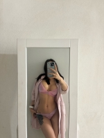 Escort Ibiza - JESS - Ibiza Tops