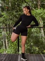 Escort Ibiza - MIA - Ibiza Tops