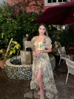 Escort Ibiza - ANGELA - Ibiza Tops