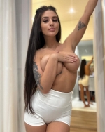 Escort Ibiza - LUCY - Ibiza Tops