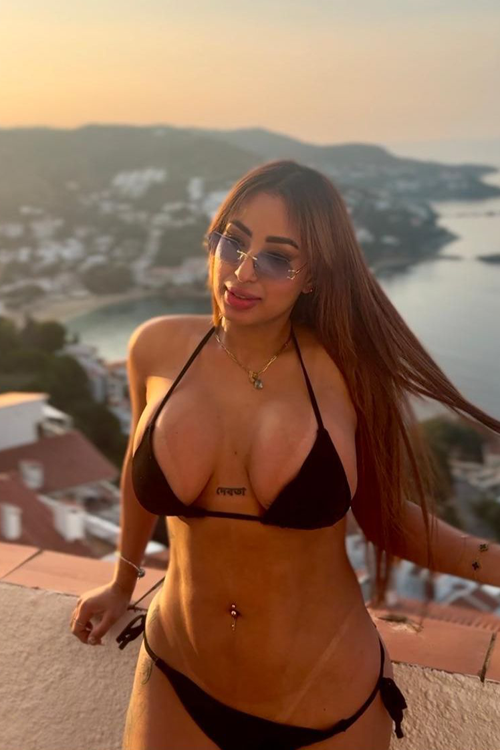 Escorts Ibiza - JULIA