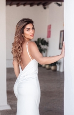 Escort Ibiza - ISA - Ibiza Tops