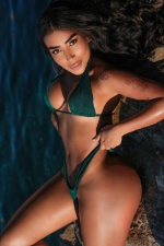 Escort Ibiza - MILU - Ibiza Tops