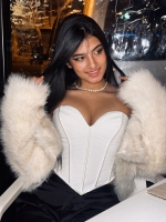 Escort Ibiza - LIZ - Ibiza Tops