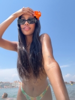 Escort Ibiza - SAMIRA - Ibiza Tops