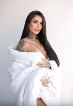 Escort Ibiza - VIKTORIA - Ibiza Tops