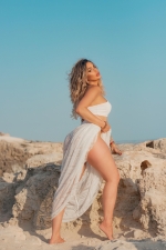 Escort Ibiza - LAURA - Ibiza Tops