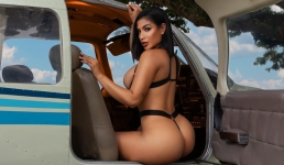 Escort Ibiza - BELLA - Ibiza Tops