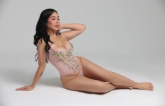 Escort Ibiza - SOPHIE - Ibiza Tops