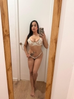 Escort Ibiza - EVA - Ibiza Tops
