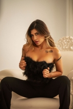 Escort Ibiza - LUZ - Ibiza Tops