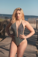 Escort Ibiza - JADE - Ibiza Tops