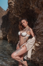 Escort Ibiza - MICHELLE - Ibiza Tops