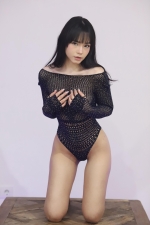 Escort Ibiza - HARU - Ibiza Tops