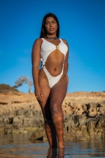 Escort Ibiza - CANELA - Ibiza Tops