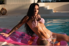 Escort Ibiza - JESS - Ibiza Tops