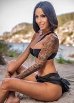 Escort Ibiza - GIO - Ibiza Tops