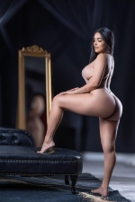 Escort Ibiza - LUNA - Ibiza Tops