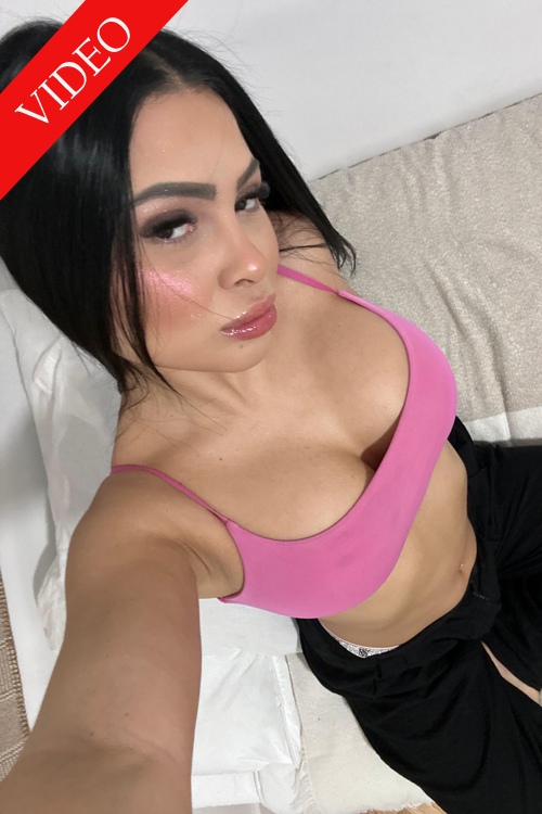Escort Ibiza - CARLA - Ibiza Tops Escort Ibiza - CARLA - Ibiza Tops