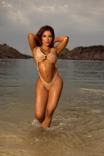 Escort Ibiza - MICHELLE - Ibiza Tops