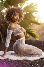 Escort Ibiza - CANELA - Ibiza Tops