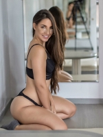 Escort Ibiza - ZARA - Ibiza Tops