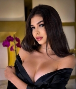 Escort Ibiza - NIKKY - Ibiza Tops