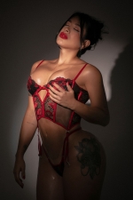 Escort Ibiza - VALENTINA - Ibiza Tops