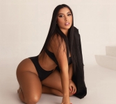Escort Ibiza - YAKI - Ibiza Tops
