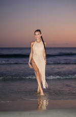 Escort Ibiza - MIRANDA - Ibiza Tops