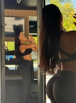Escort Ibiza - DAKOTA - Ibiza Tops