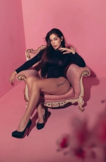 Escort Ibiza - ALICIA - Ibiza Tops