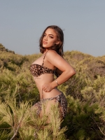 Escort Ibiza - LINDA - Ibiza Tops