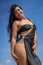 Escort Ibiza - GEMA - Ibiza Tops