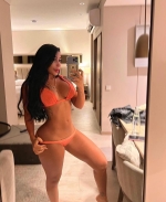 Escort Ibiza - MILU - Ibiza Tops