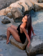 Escort Ibiza - TATI - Ibiza Tops