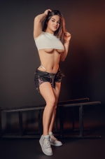 Escort Ibiza - VANESA - Ibiza Tops