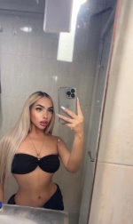 Escort Ibiza - ZOE - Ibiza Tops