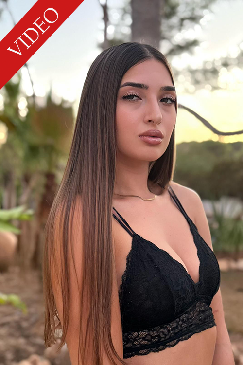 Escort Ibiza - BRUNELLA - Ibiza Tops