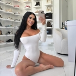 Escort Ibiza - EMILY - Ibiza Tops