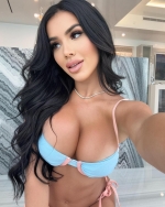 Escort Ibiza - EMILY - Ibiza Tops