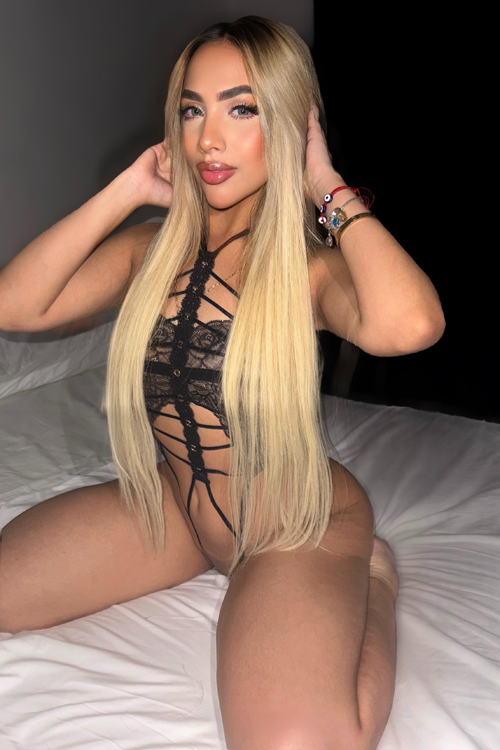 Escorts Ibiza - ZOE