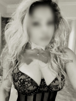 Escort Ibiza - ANA - Ibiza Tops