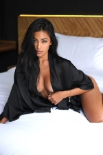 Escort Ibiza - MELANY - Ibiza Tops