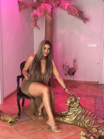 Escort Ibiza - CHANEL - Ibiza Tops