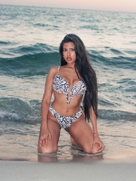 Escort Ibiza - LAYDY - Ibiza Tops